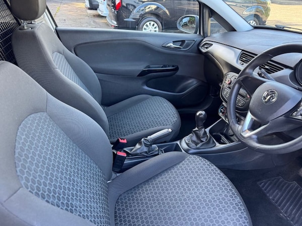 Used Vauxhall Corsa Van 2018 for sale - 75590645: Photo 42