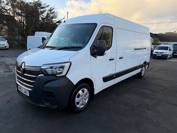 Renault Master feature image