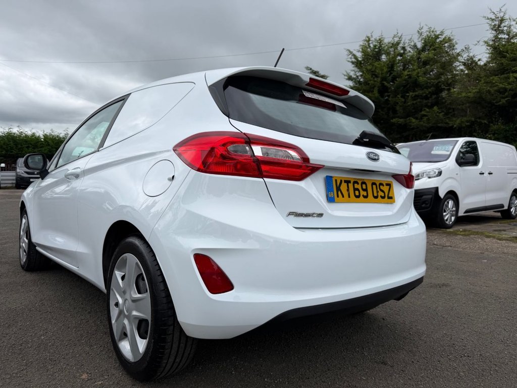 Used Ford Fiesta Van 2020 for sale - 76010073: Photo 18