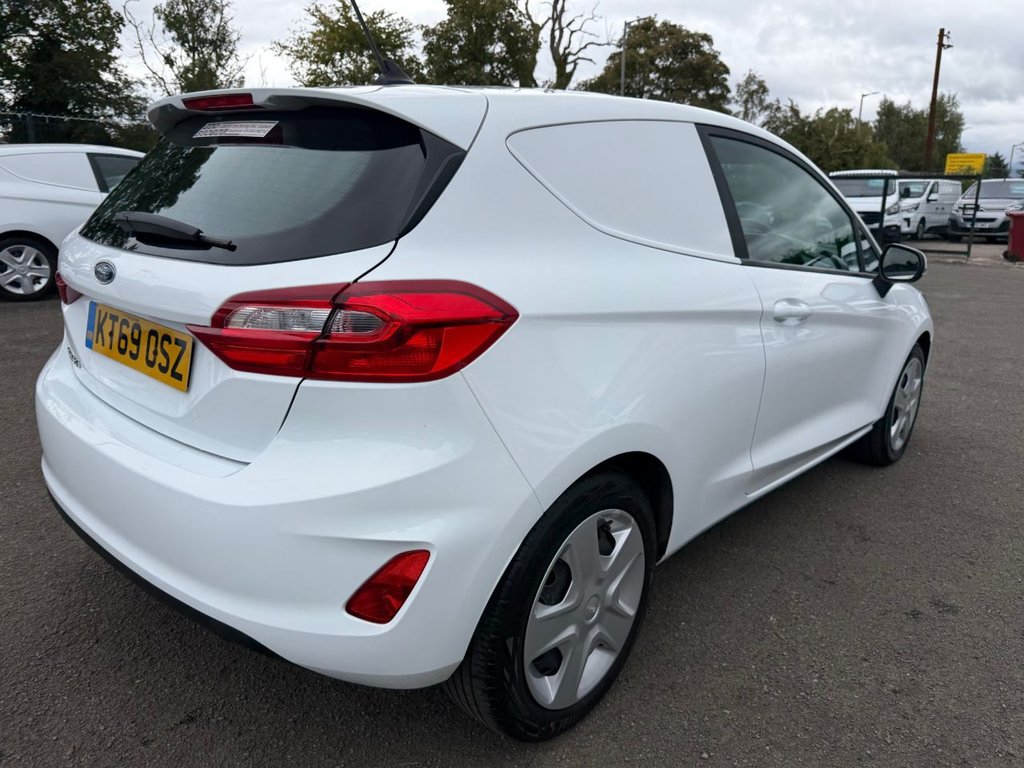 Used Ford Fiesta Van 2020 for sale - 76010073: Photo 20