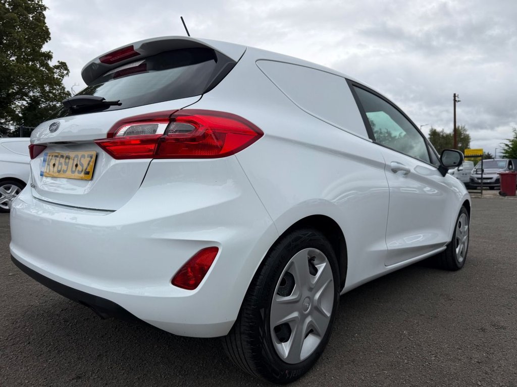 Used Ford Fiesta Van 2020 for sale - 76010073: Photo 21