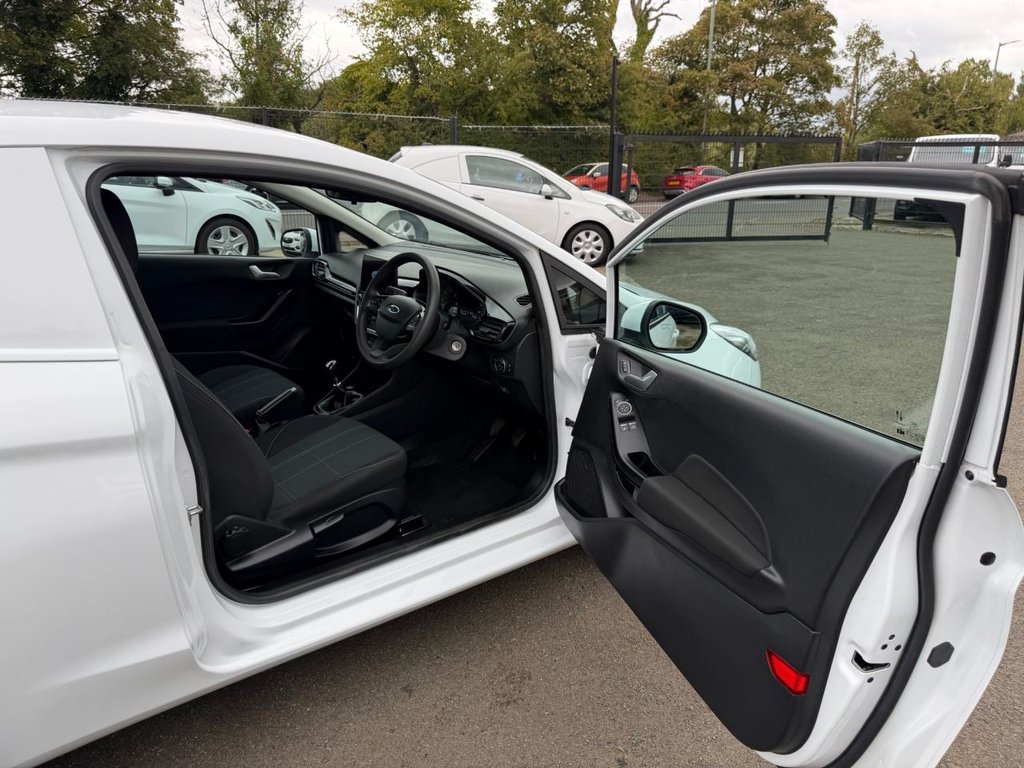 Used Ford Fiesta Van 2020 for sale - 76010073: Photo 30