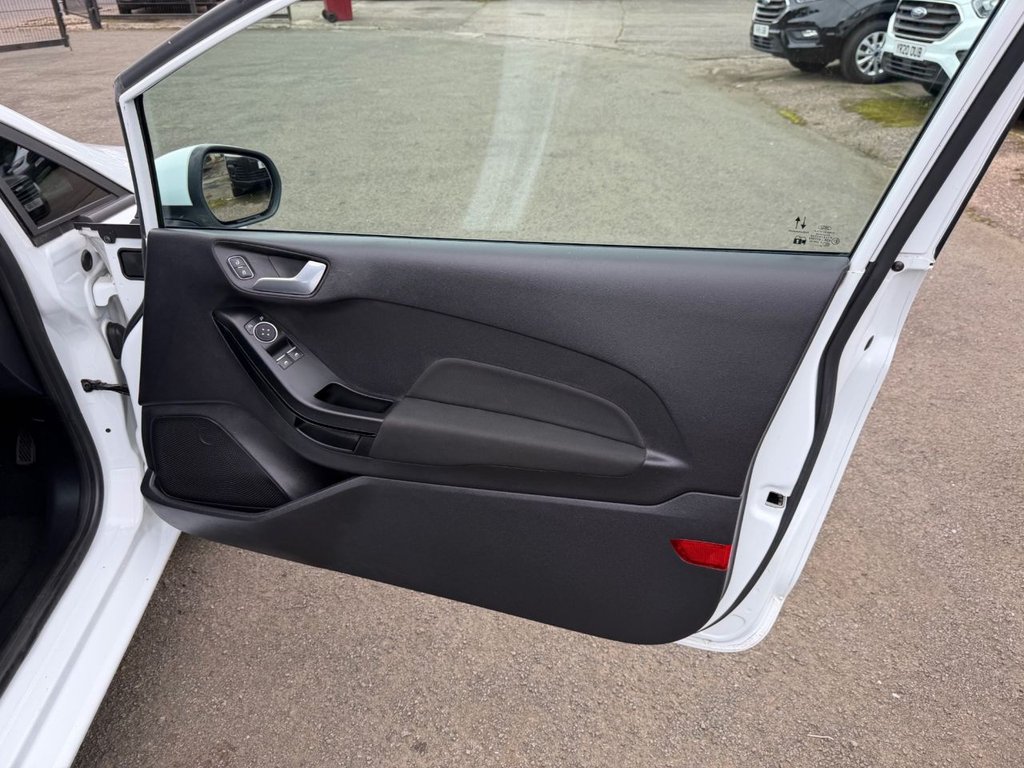 Used Ford Fiesta Van 2020 for sale - 76010073: Photo 31