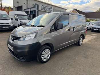 Used Nissan NV200 2018 for sale - 74053180: Photo