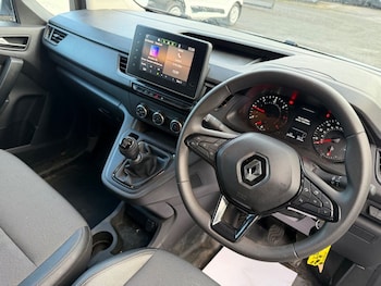 Used Renault Kangoo 2024 for sale - 77911089: Photo