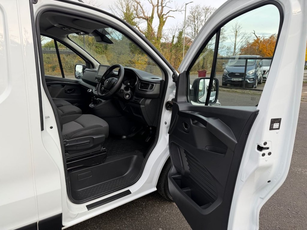 Used Renault Trafic 2023 for sale - 76400387: Photo 32