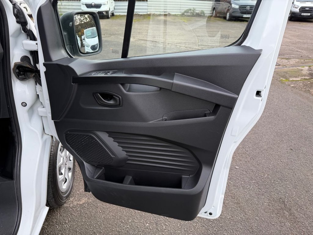 Used Renault Trafic 2023 for sale - 76400387: Photo 33