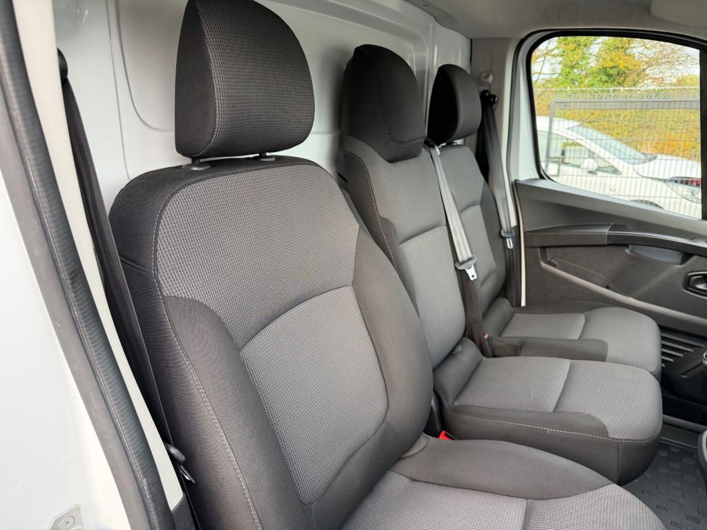 Used Renault Trafic 2023 for sale - 76400387: Photo 39