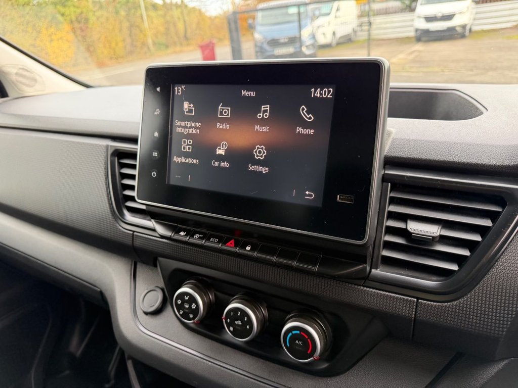 Used Renault Trafic 2023 for sale - 76400387: Photo 48