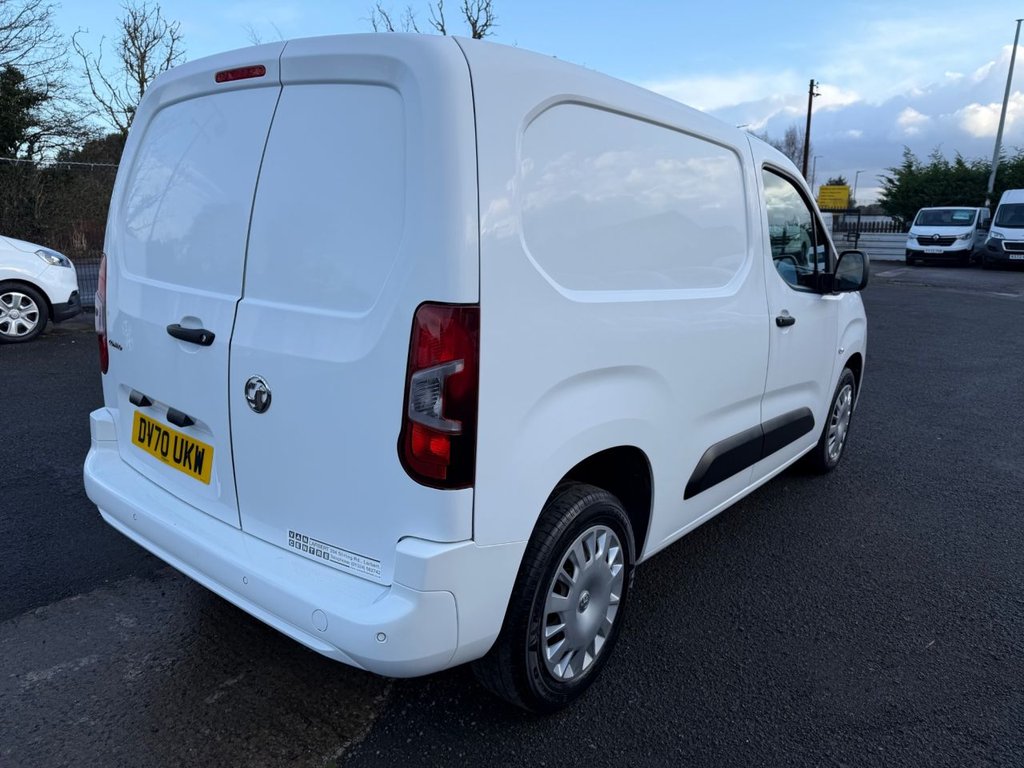 Used Vauxhall Combo 2020 for sale - 76501056: Photo 2