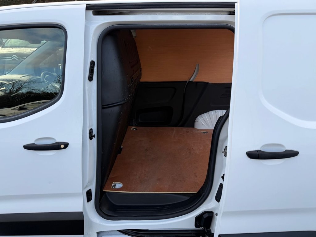 Used Vauxhall Combo 2020 for sale - 76501056: Photo 7