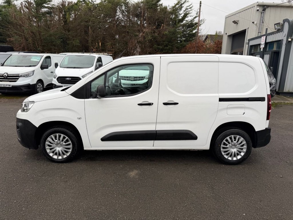 Used Citroen Berlingo 2021 for sale - 77164092: Photo 2