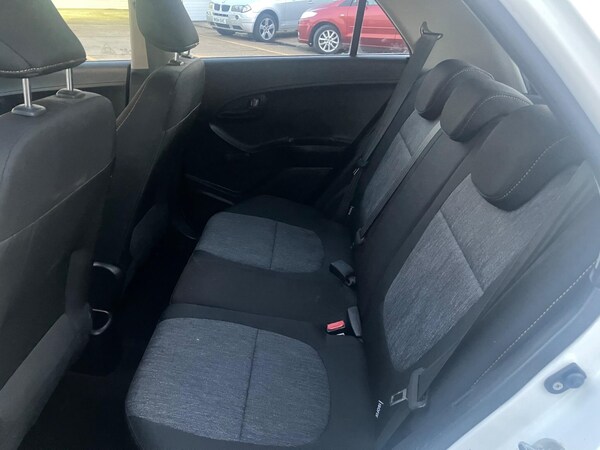 Used Kia Picanto 2015 for sale - 76247457: Photo 17