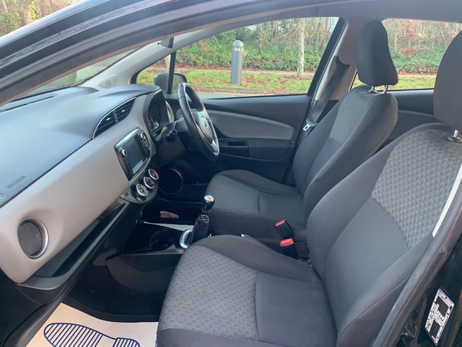 Used Toyota Yaris 2015 for sale - 77016674: Photo 19