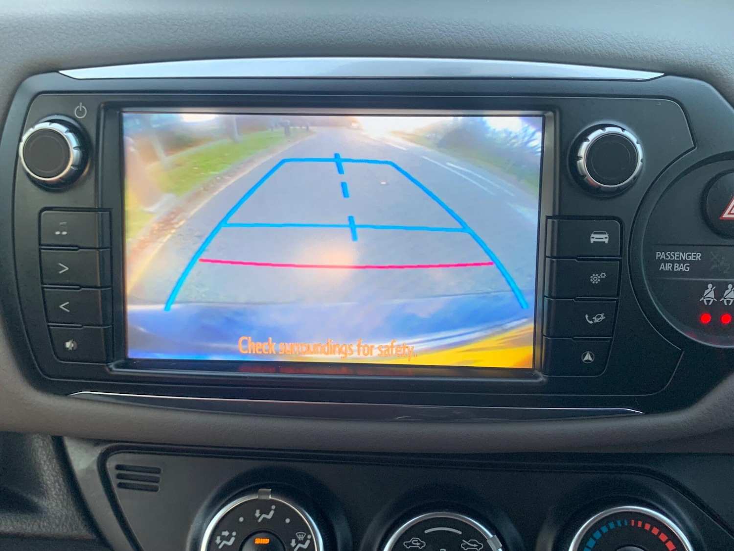 Used Toyota Yaris 2015 for sale - 77016674: Photo 25