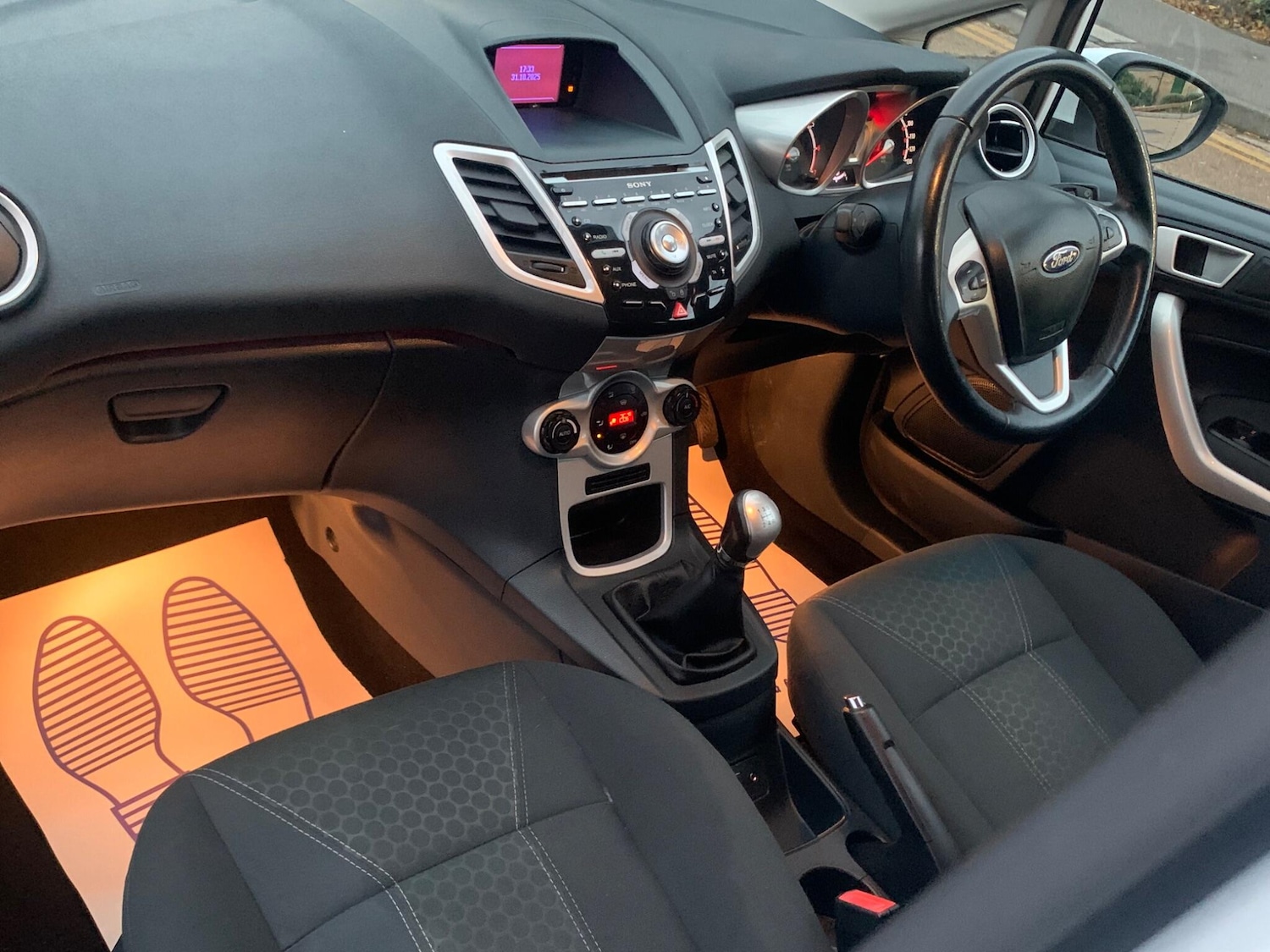 Used Ford Fiesta 2011 for sale - 76441256: Photo 14