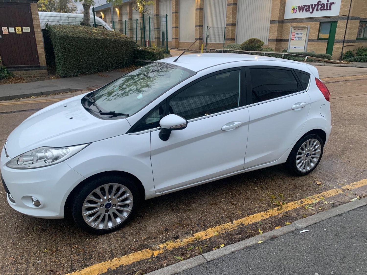 Used Ford Fiesta 2011 for sale - 76441256: Photo 5