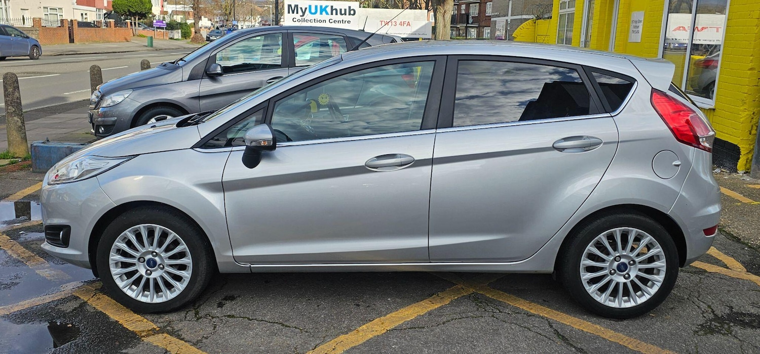 Used Ford Fiesta 2013 for sale - 77705072: Photo 4