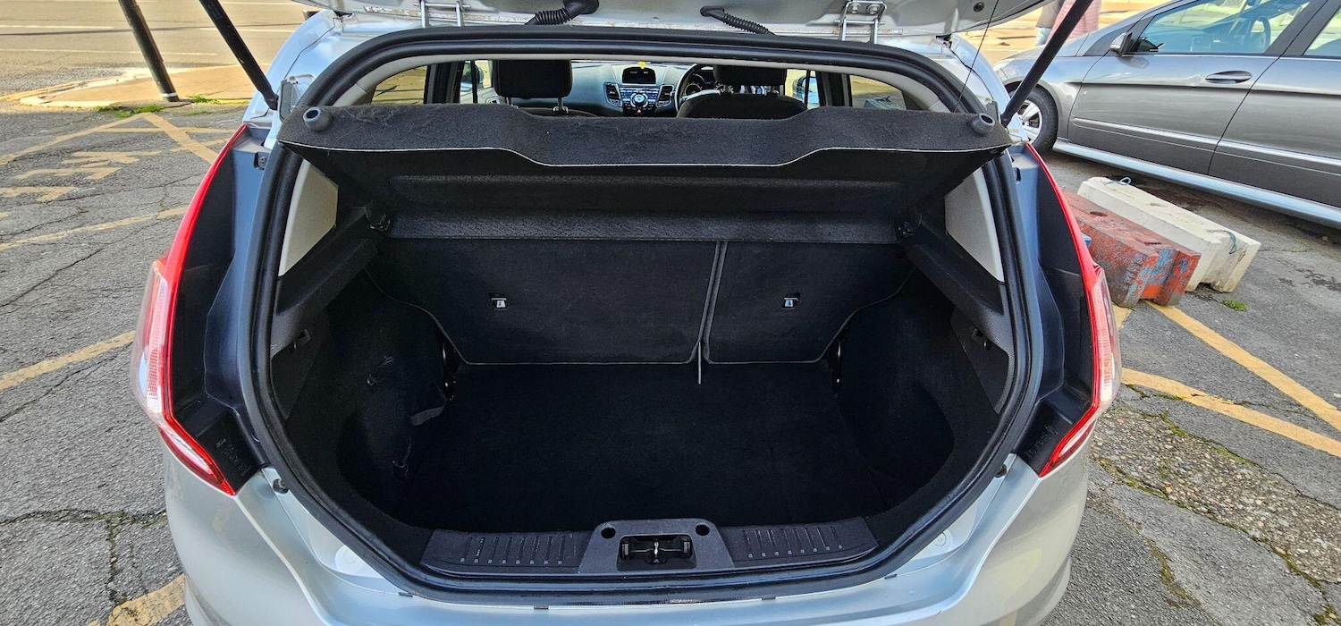 Used Ford Fiesta 2013 for sale - 77705072: Photo 9