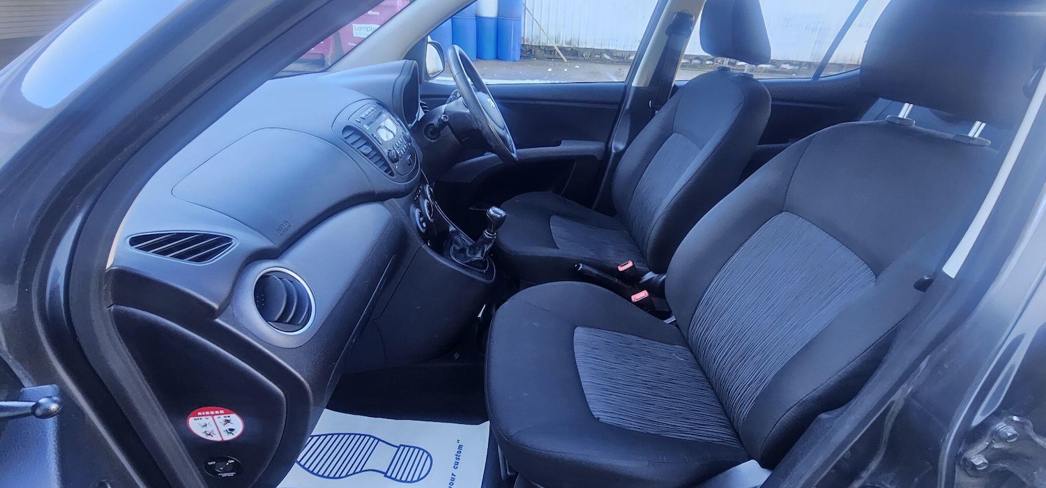 Used Hyundai i10 2013 for sale - 77130596: Photo 11