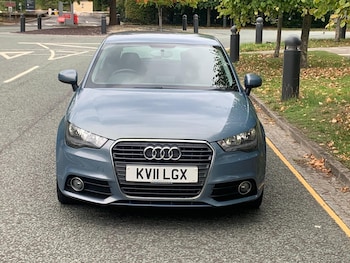 Used Audi A1 2011 for sale - 76085003: Photo