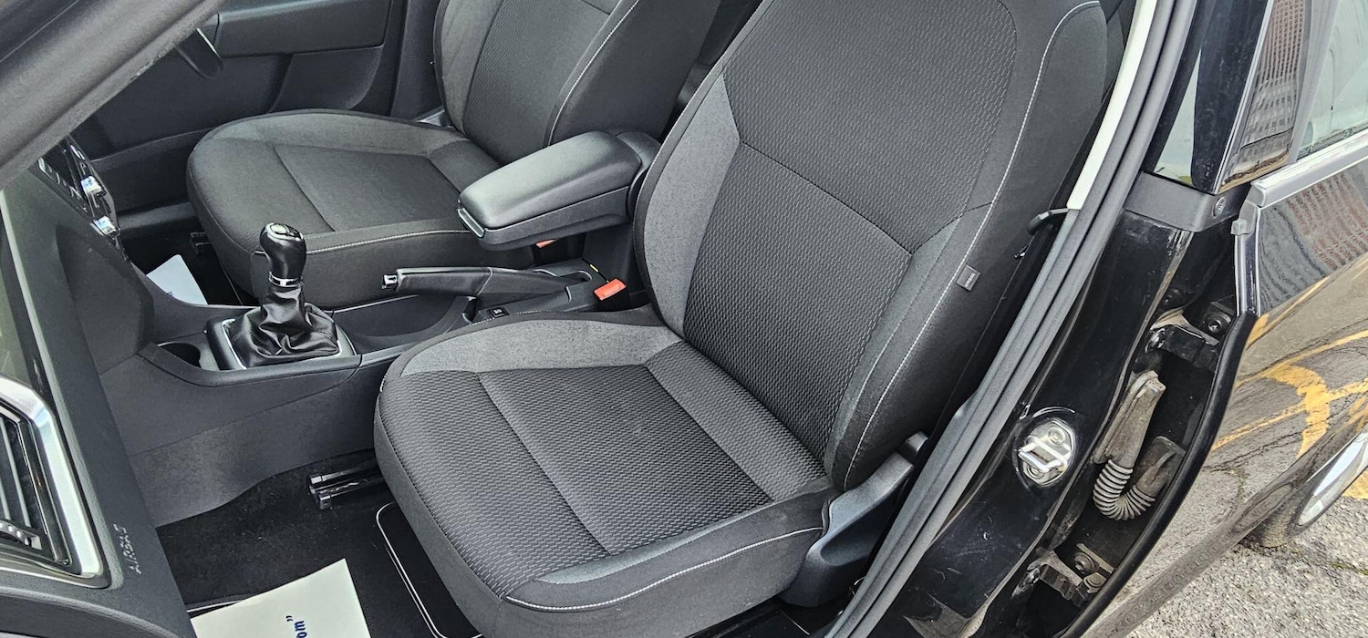 Used Skoda Rapid Spaceback 2015 for sale - 76898953: Photo 19