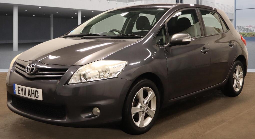 Used Toyota Auris 2011 for sale - 76380553: Photo 1