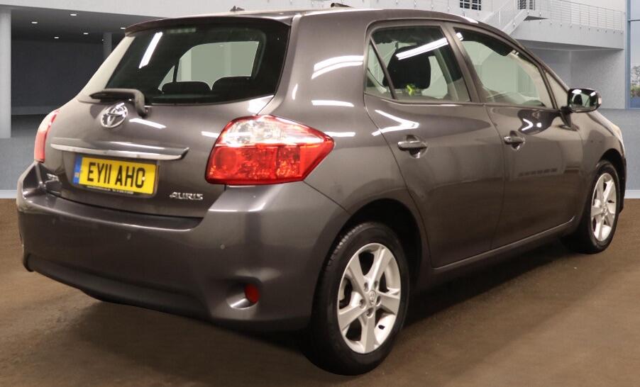 Used Toyota Auris 2011 for sale - 76380553: Photo 3