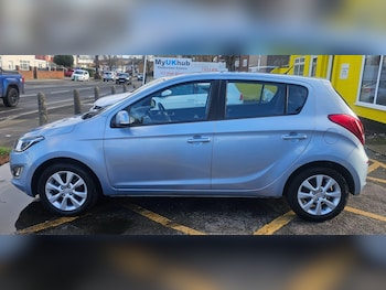 Used Hyundai i20 2014 for sale - 77575409: Photo