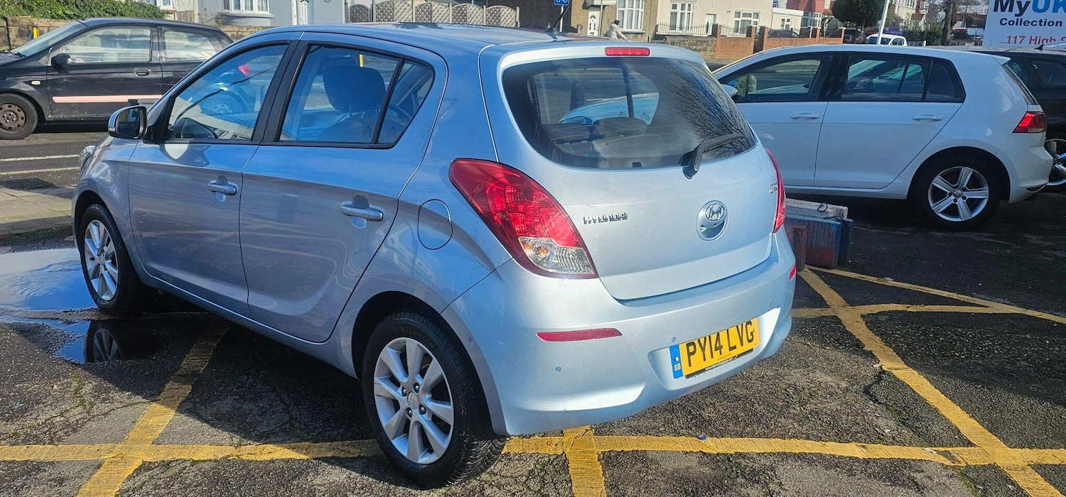 Used Hyundai i20 2014 for sale - 77575409: Photo 5