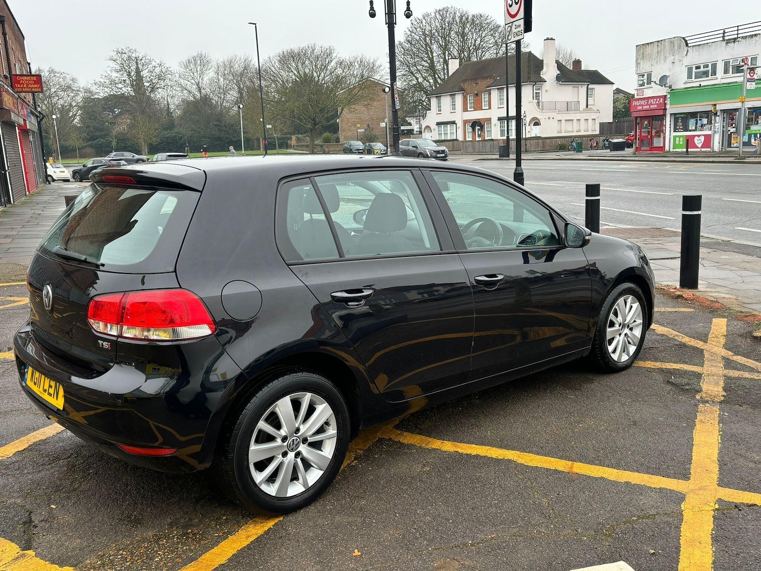 Used Volkswagen Golf 2011 for sale - 77143561: Photo 6