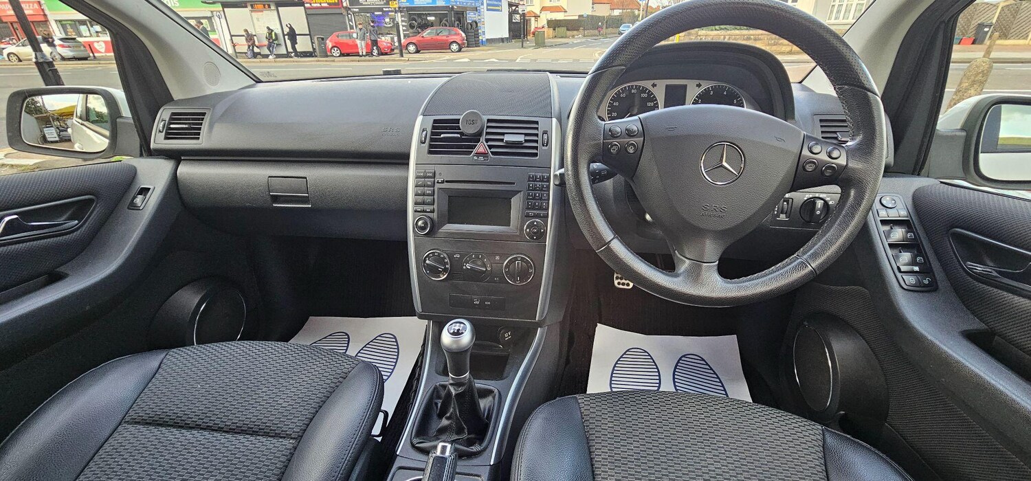 Used Mercedes-Benz A-Class 2010 for sale - 77575011: Photo 14