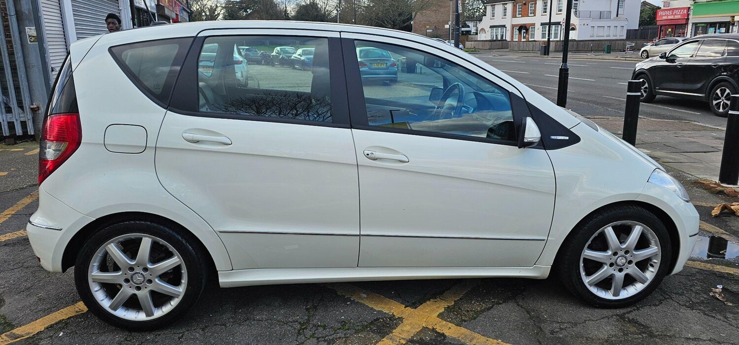 Used Mercedes-Benz A-Class 2010 for sale - 77575011: Photo 8