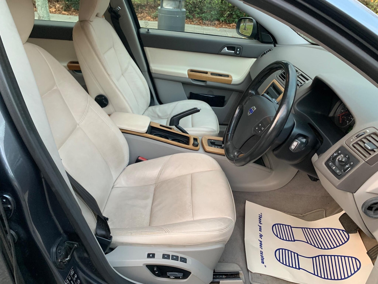 Used Volvo V50 2009 for sale - 76632905: Photo 17