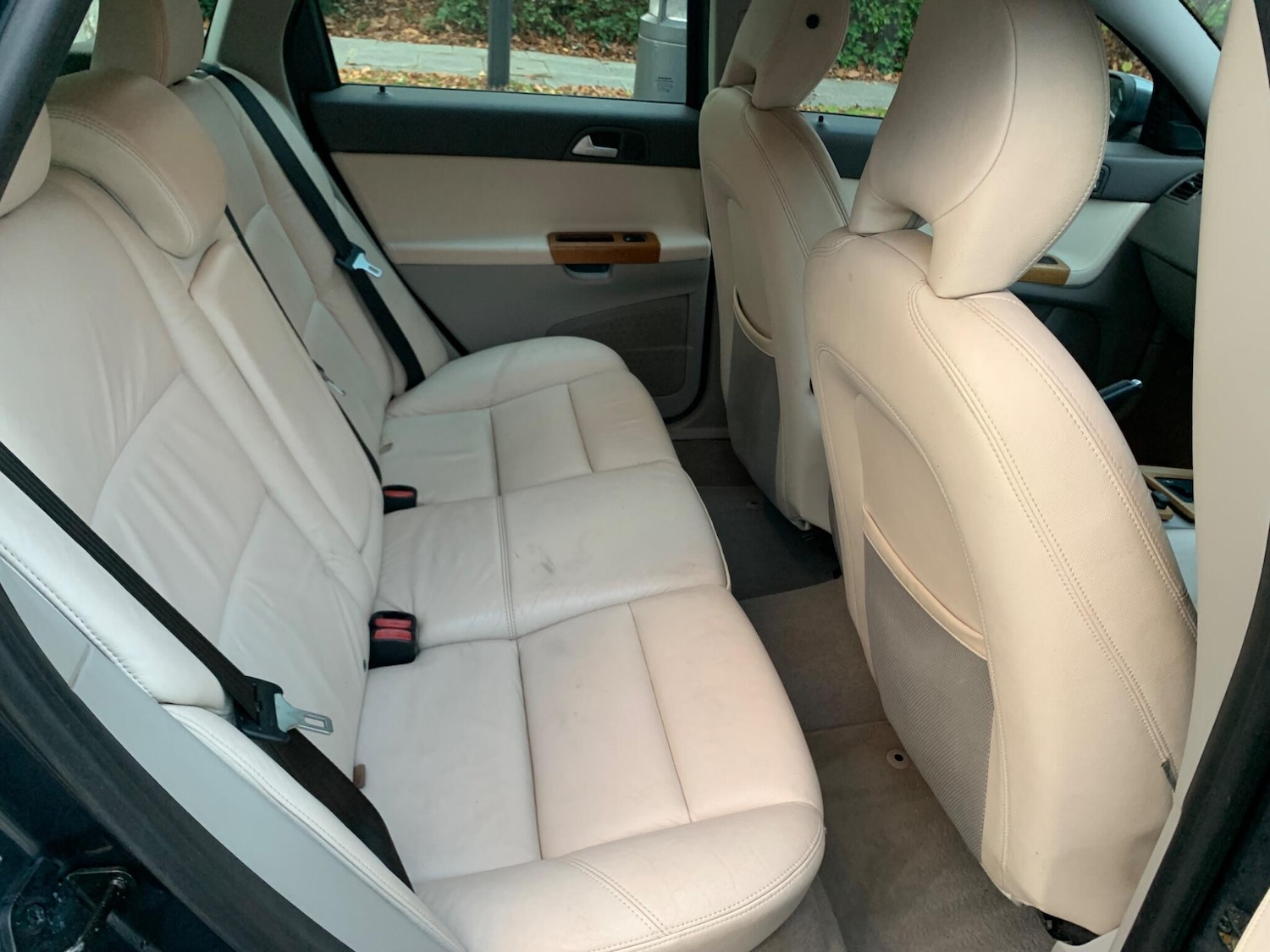 Used Volvo V50 2009 for sale - 76632905: Photo 19