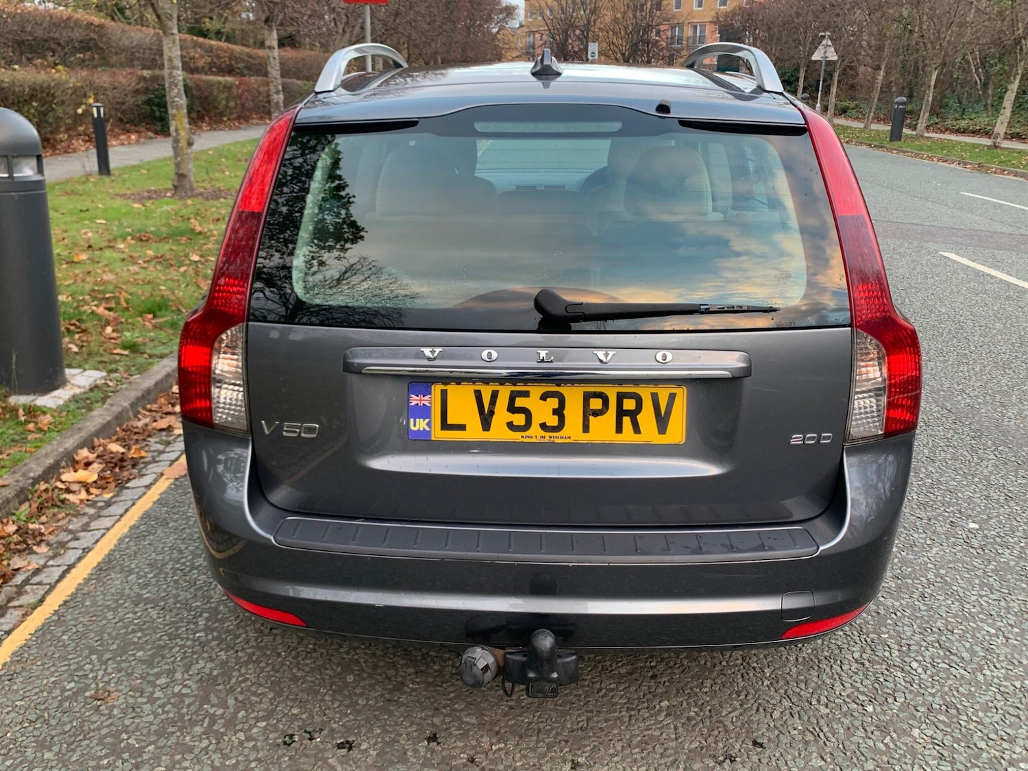 Used Volvo V50 2009 for sale - 76632905: Photo 9