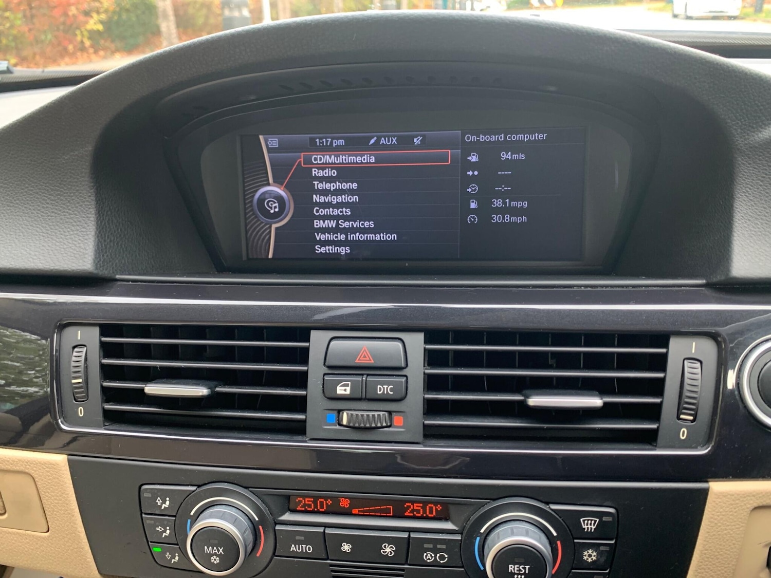 Used BMW 3 Series 2010 for sale - 76380984: Photo 30