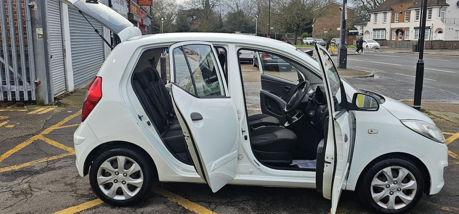 Used Hyundai i10 2012 for sale - 77202884: Photo 13