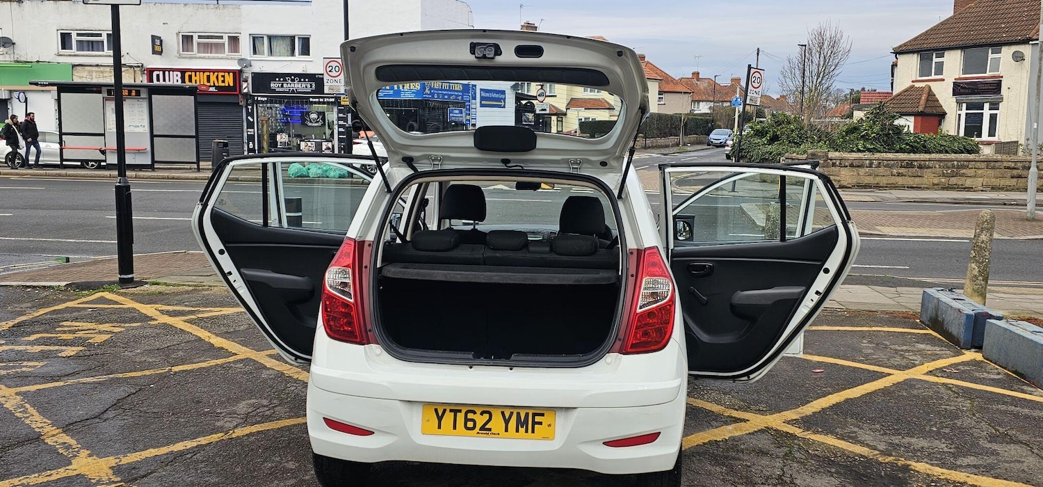 Used Hyundai i10 2012 for sale - 77202884: Photo 15