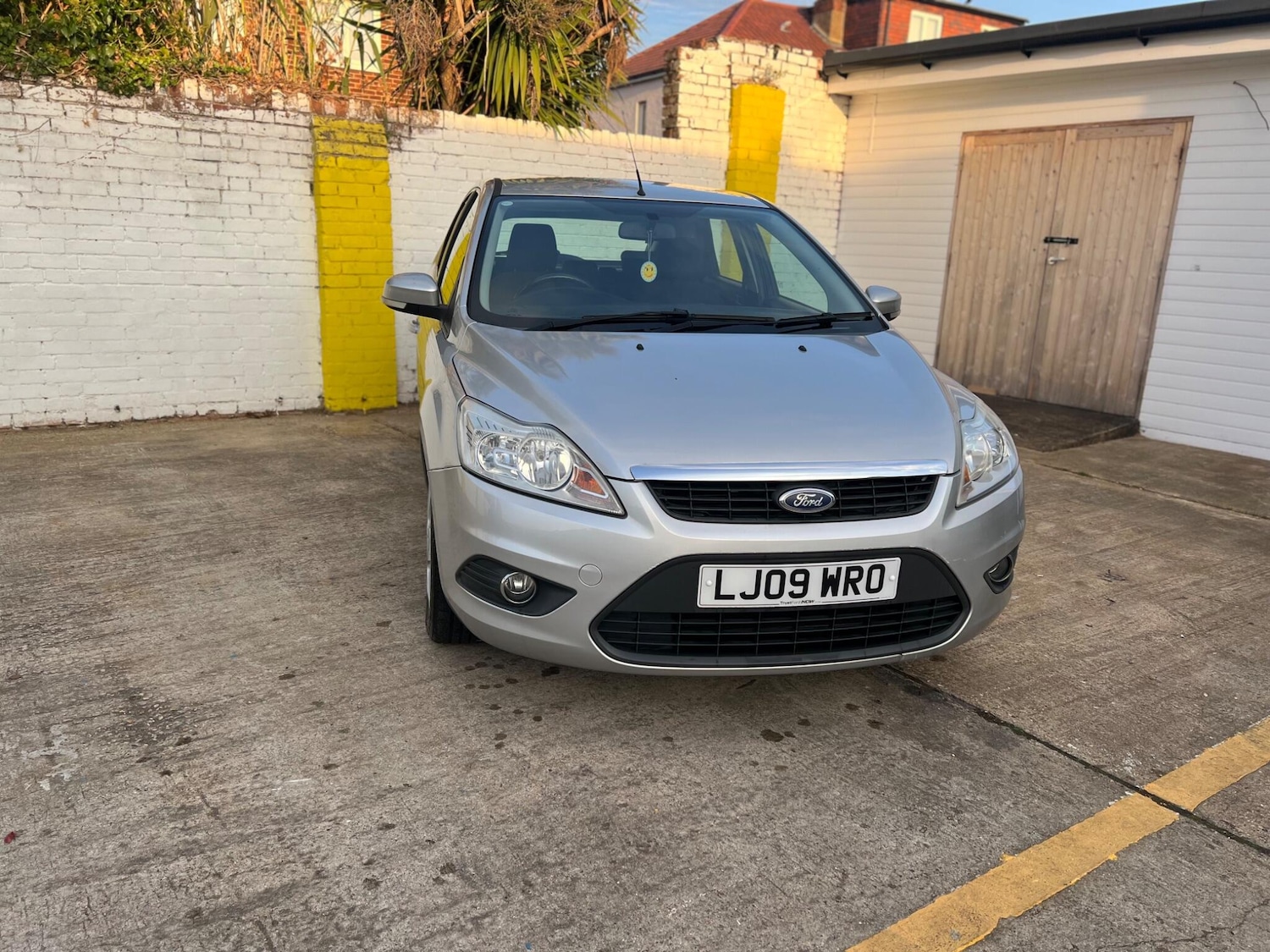 Used Ford Focus 2009 for sale - 76137239: Photo 3