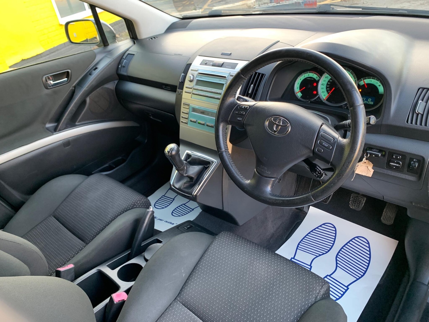 Used Toyota Corolla Verso 2008 for sale - 76701107: Photo 15