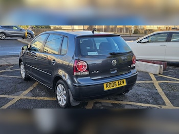 Used Volkswagen Polo 2008 for sale - 77144022: Photo
