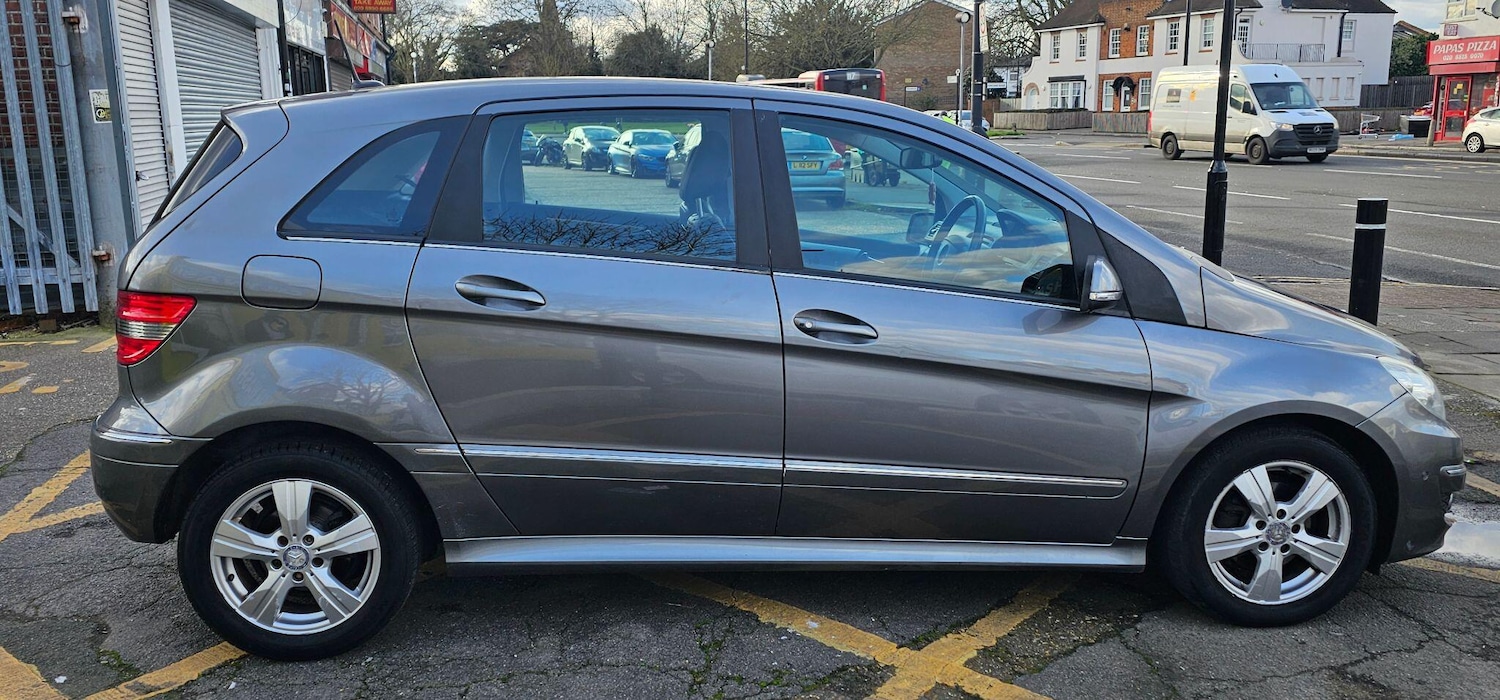 Used Mercedes-Benz B Class 2010 for sale - 77575074: Photo 7