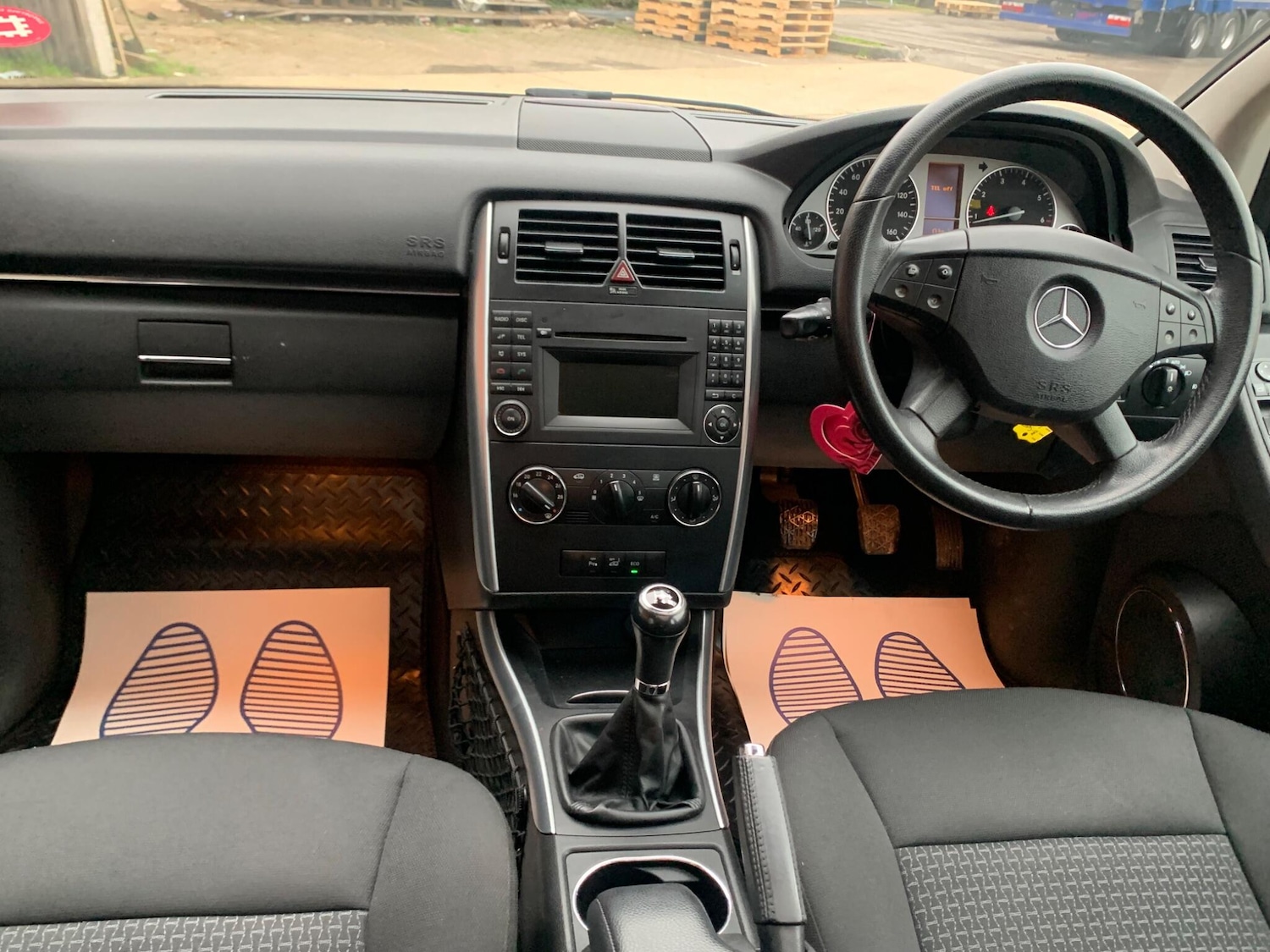 Used Mercedes-Benz B Class 2009 for sale - 77040110: Photo 26