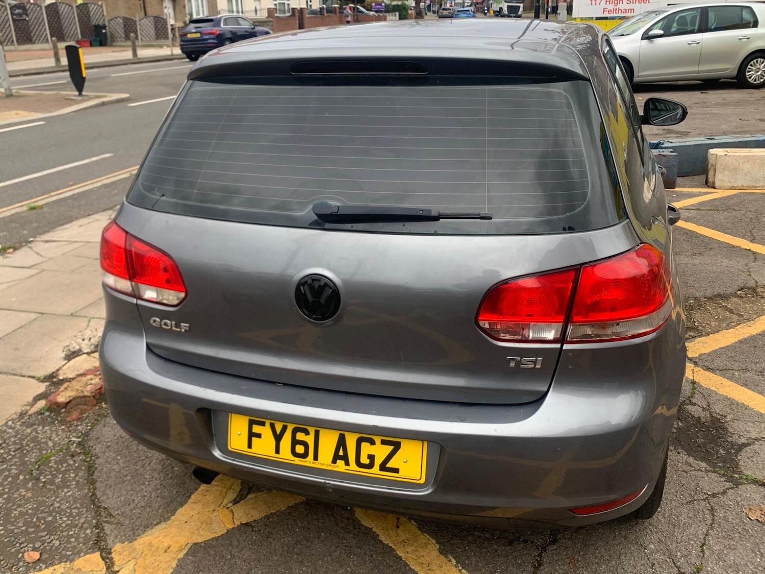 Used Volkswagen Golf 2011 for sale - 76527836: Photo 6