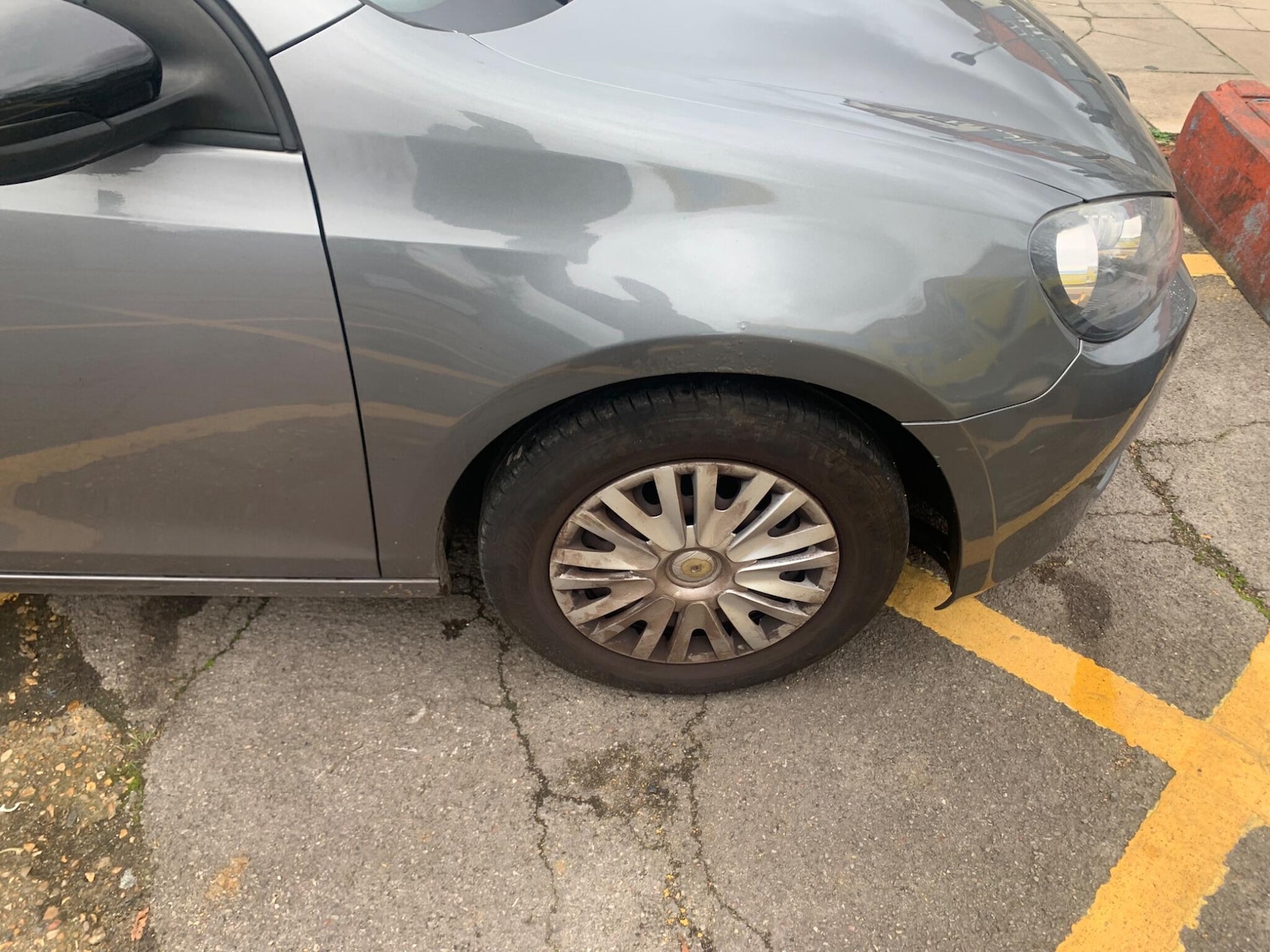 Used Volkswagen Golf 2011 for sale - 76527836: Photo 9