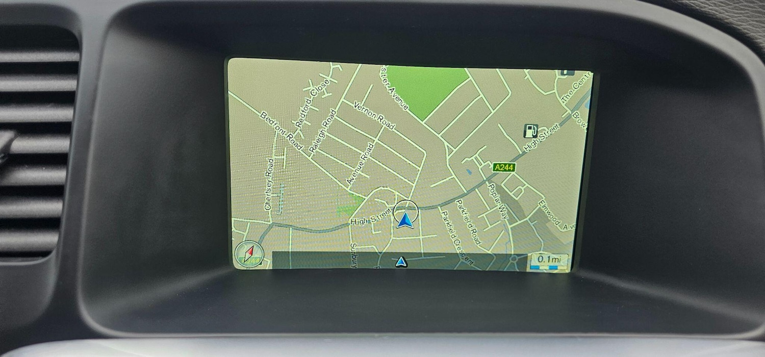 Used Volvo V60 2014 for sale - 77637468: Photo 16