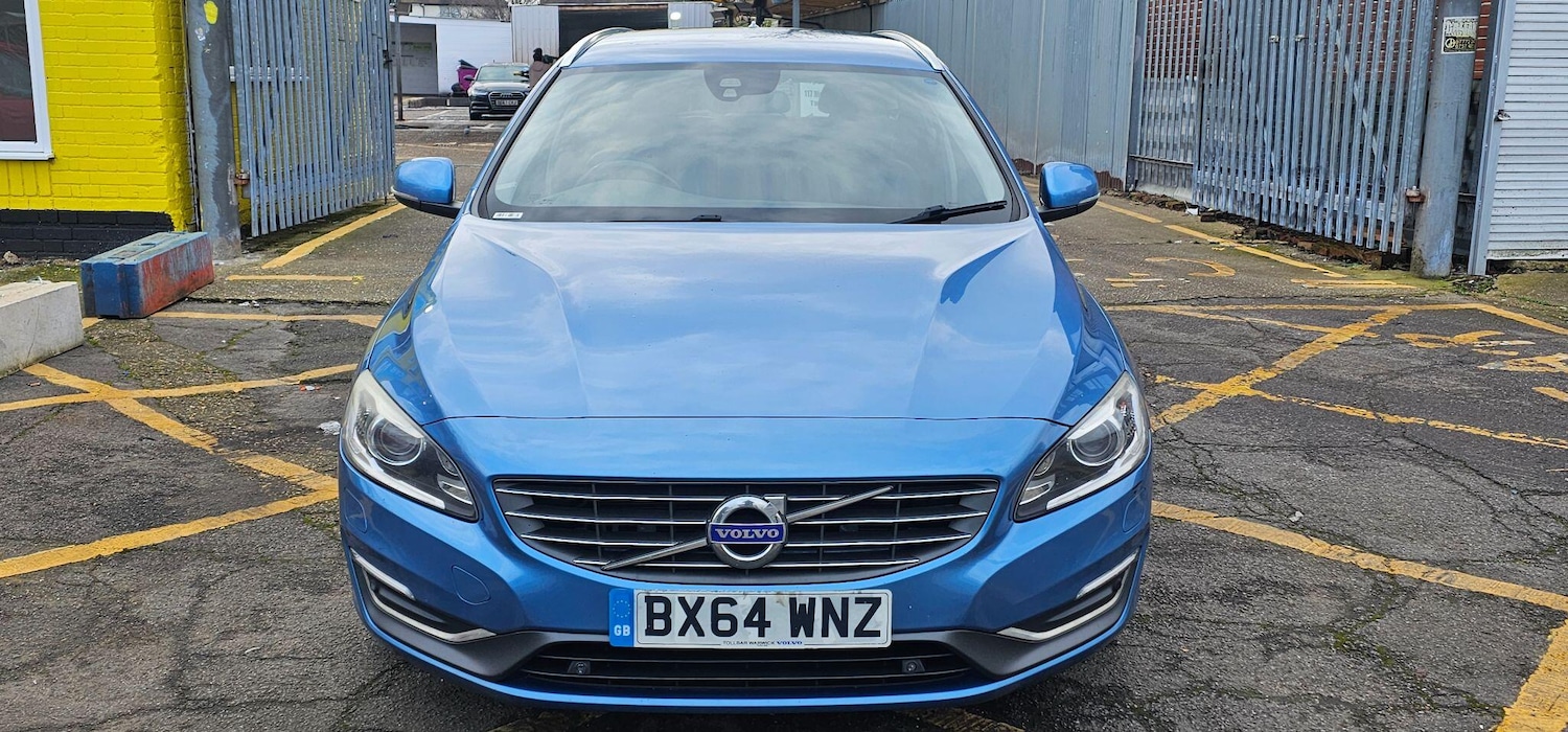Used Volvo V60 2014 for sale - 77637468: Photo 2