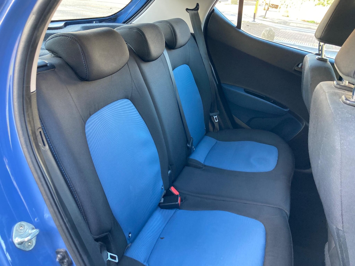 Used Hyundai i10 2016 for sale - 76759272: Photo 19