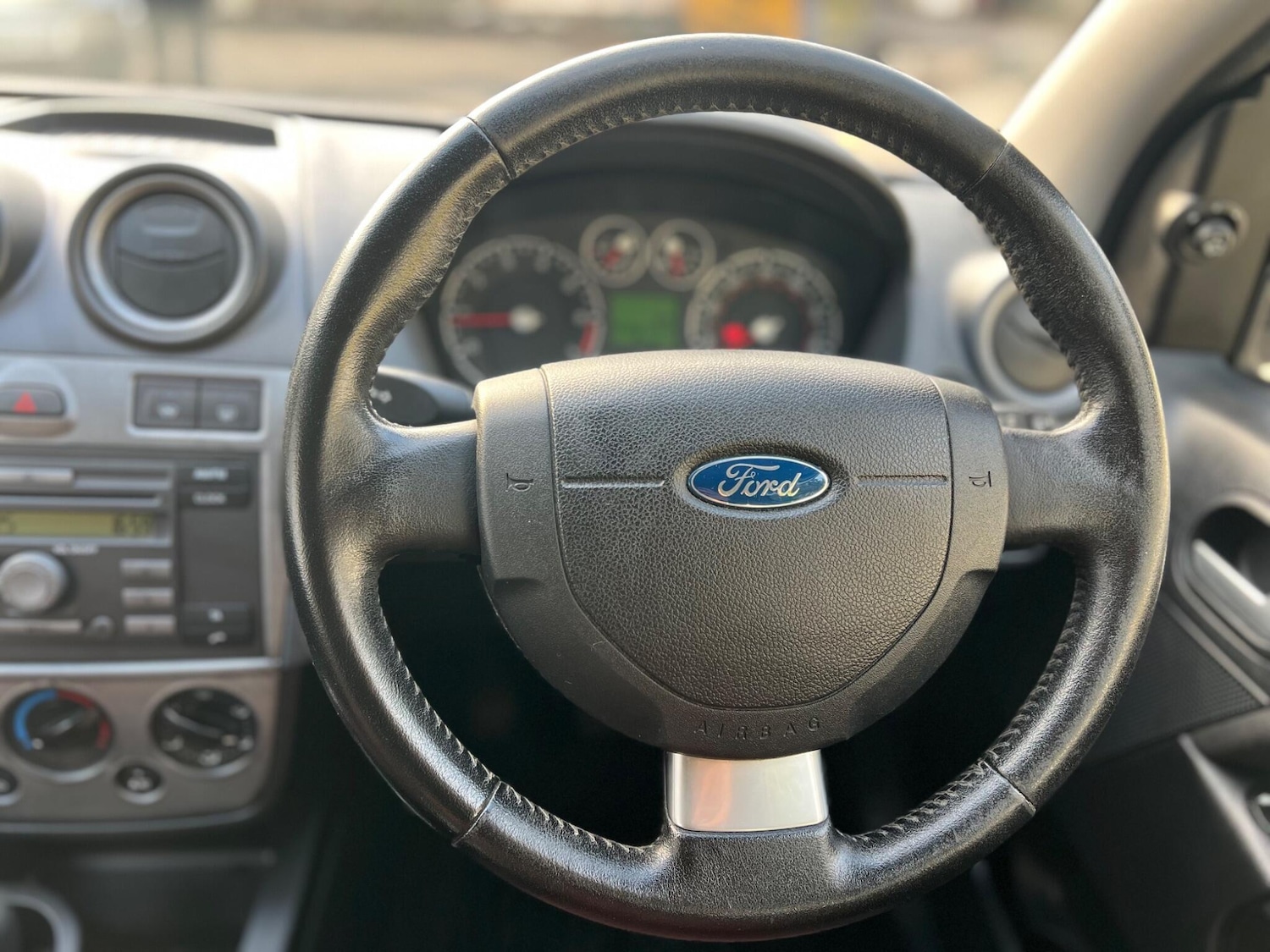 Used Ford Fiesta 2007 for sale - 76188498: Photo 24